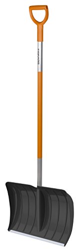 Fiskars Schneeräumer für kleine und große Schneemengen, Blattbreite: 52 cm, Kunststoff-Blatt/Aluminium-Stiel, Schwarz/Orange, SnowXpert, 1003469