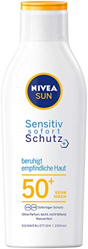 NIVEA SUN Sensitiv Sofortschutz Sonnenlotion im 1er Pack (1 x 200 ml), Lotion mit LSF 50+ für empfindliche Haut, wasserfester Sonnenschutz