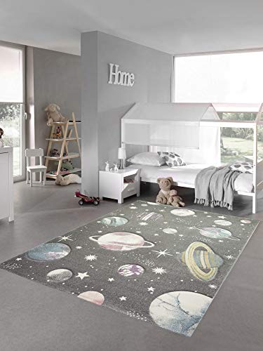 Teppich-Traum Kinderteppich Weltraum Lernteppich mit Sternen und Planeten in Pastell grau Größe 160x230 cm