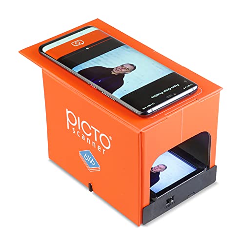 PictoScanner 6x6 - Ist EIN Scanner für 6x6 Filme. Scannen und speichern Sie Ihre 6x6 Negative oder Dias mit Ihrem Smartphone. Der Scanner ist aus, umweltfreundlicher Pappe hergestellt.