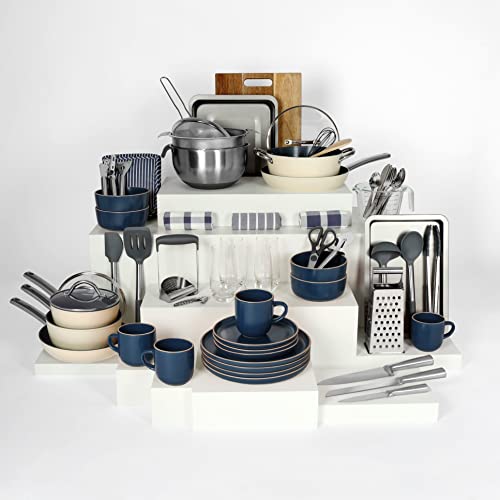 Noah +70-teiliges Premium Küchen Starter-Set mit Creme Pfannen und Blaue Geschirr – Enthält Antihaftbeschichtete Töpfe und Pfannen, Besteck, Rührschüsseln, Backbleche, Kochutensilien und Geschirr
