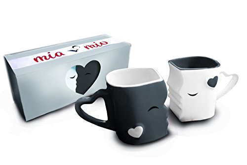MIAMIO - Kaffeetassen/Küssende Tassen Set Geschenke für Frauen/Geschenke für Männer/Freund/Freundin zur Hochzeit/Weihnachten aus Keramik (Grau)