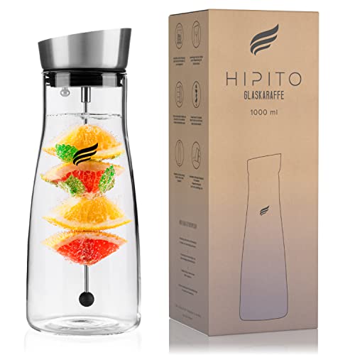HIPITO Glaskaraffe [1,0L] - Elegante Design Wasserkaraffe aus Borosilikatglas mit Fruchtspieß und Edelstahldeckel