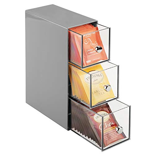 mDesign Küchen Organizer mit 3 Schubladen - Aufbewahrungsbox für Teebeutel, Kaffeepads, Süßungsmittel und mehr - Teekiste aus Kunststoff - grau