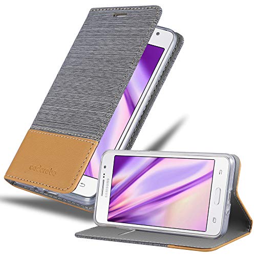 Cadorabo Hülle für Samsung Galaxy Grand Prime in HELL GRAU BRAUN - Handyhülle mit Magnetverschluss, Standfunktion und Kartenfach - Case Cover Schutzhülle Etui Tasche Book Klapp Style
