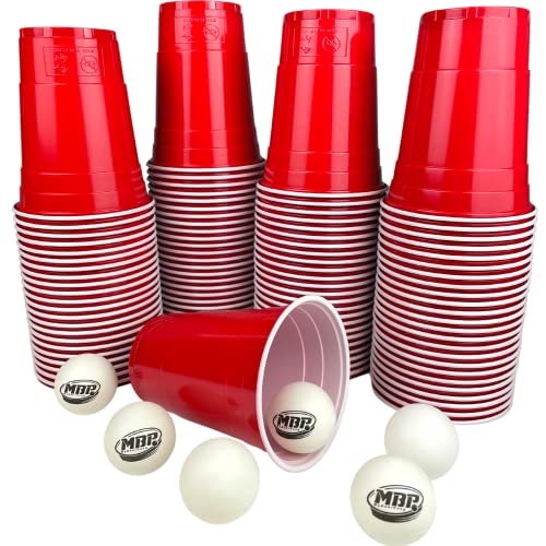 BierPong Becher Set mit 100 Party Red Cups + 6 Beer-Pong Bällen | stabile Partybecher (ca. 500ml) | Wiederverwendbare & spülmaschinenfeste rote Plastikbecher für Beerpong